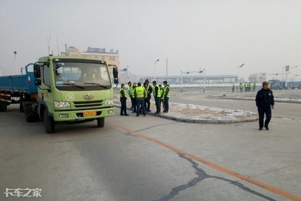 驾驶证哪年开始难考的,驾照变难