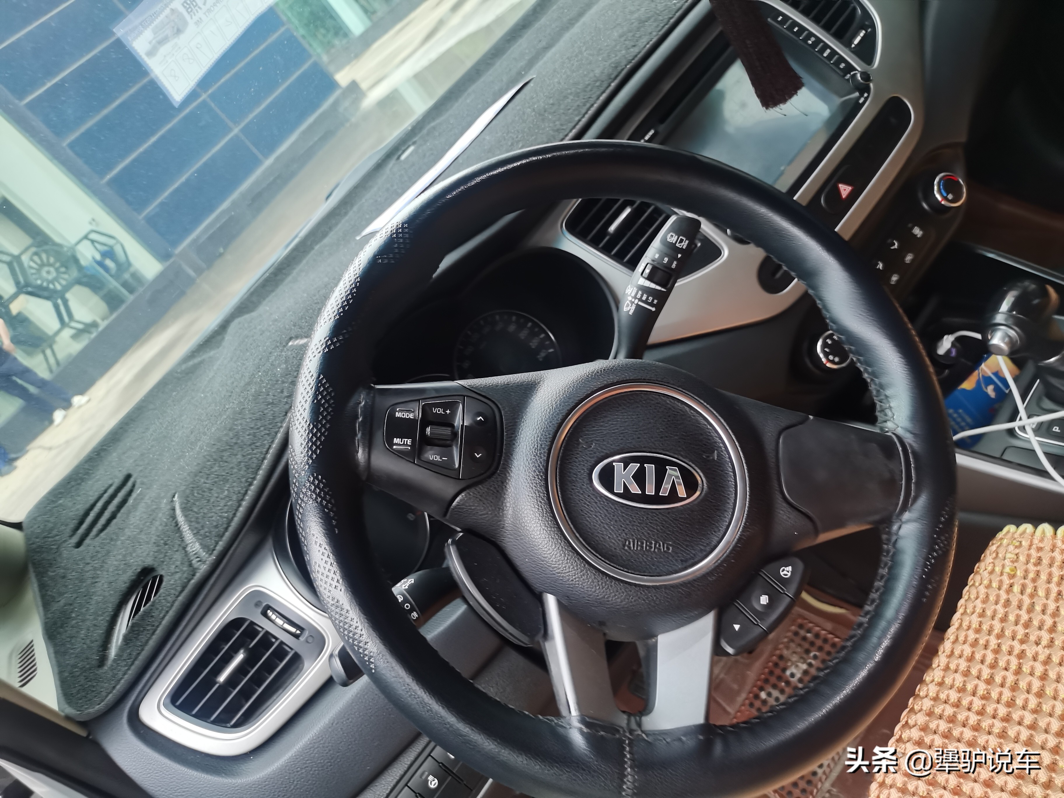 大连起亚佳乐二手车,2014款起亚佳乐价格