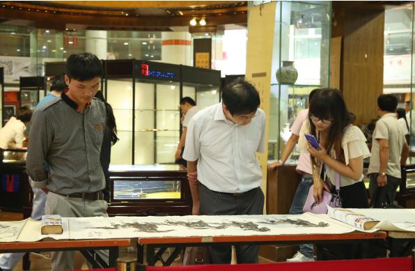 古玩艺术品市场在哪,古玩艺术品市场投资