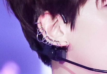 边伯贤同款耳饰,边伯贤超能力耳钉