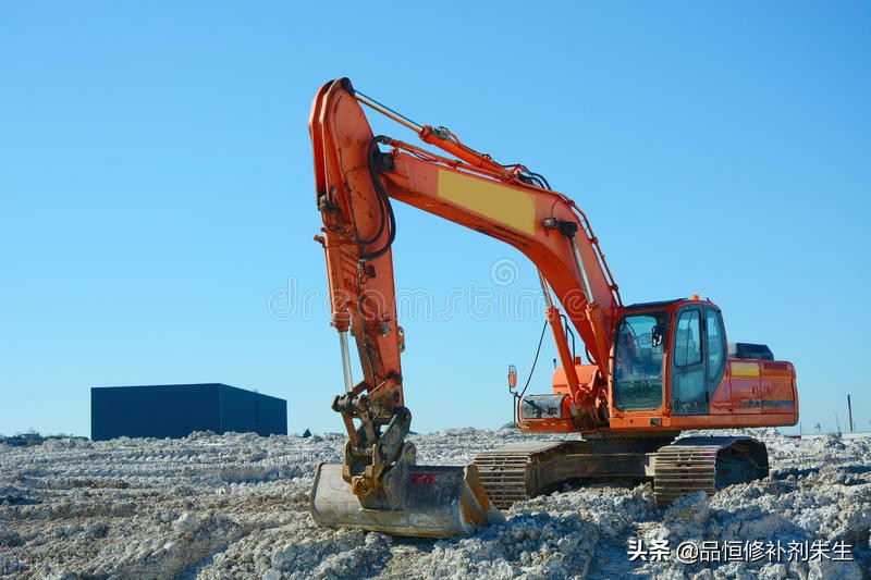胶水修挖掘机,挖掘机油缸修复的最好方法