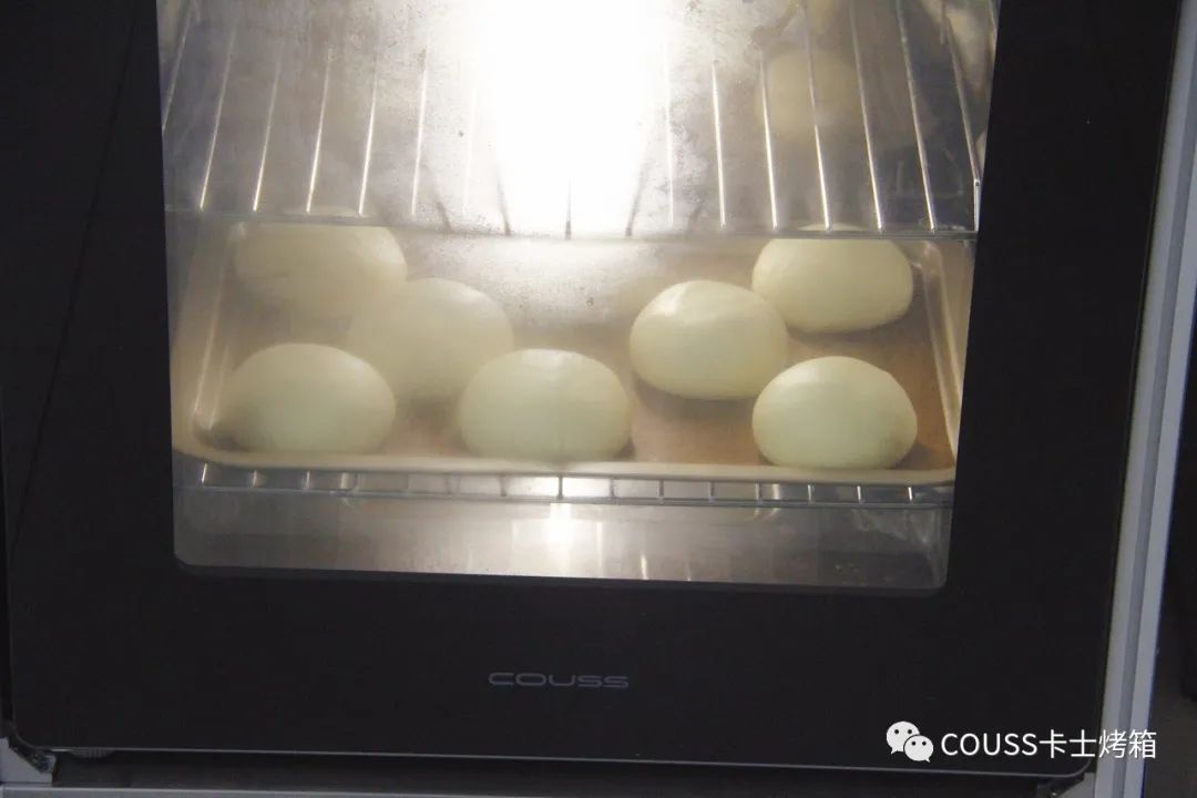 网红蒜香芝士面包,网红面包爆款芝士卷包