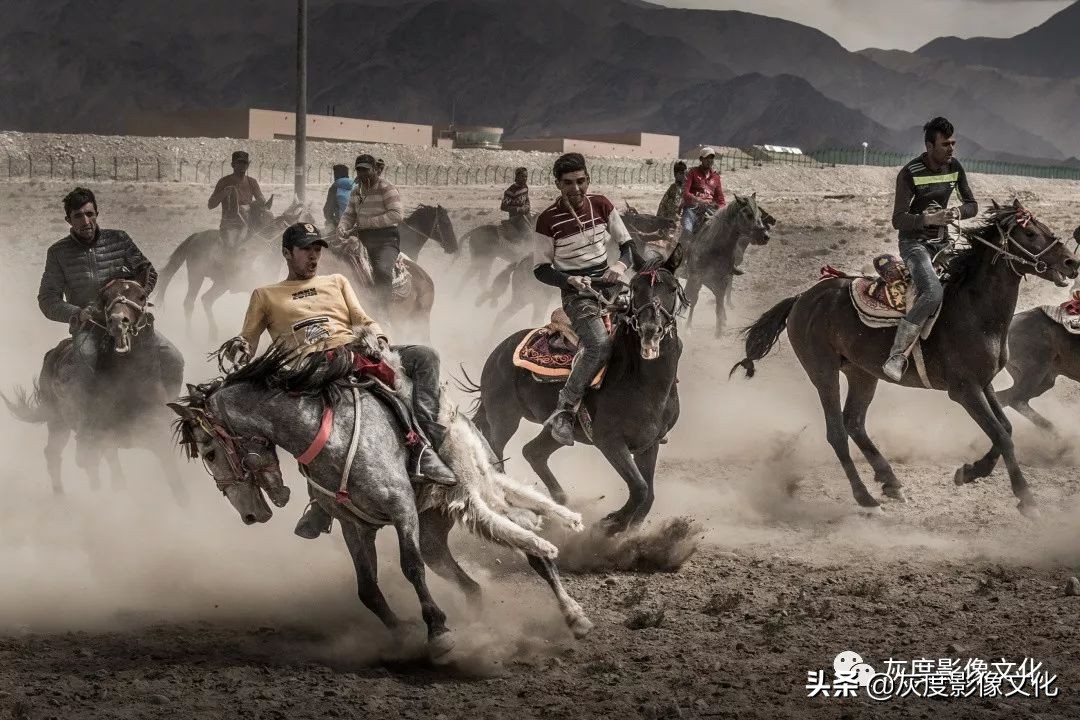 摄影人与自然和谐共生,摄影人像一生有爱