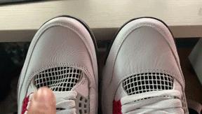 下半年发布的aj4,2019年发售的aj4