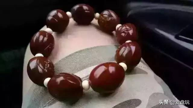 文玩桃核手串包浆玉化完图,盘玩包浆最快的手串