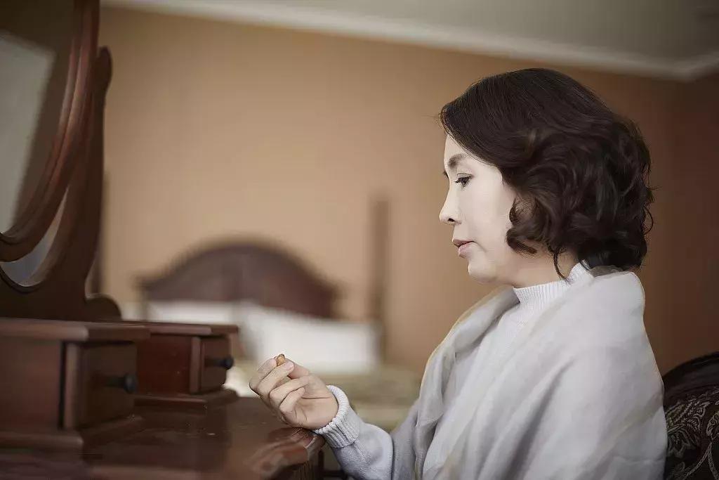 失眠焦虑抑郁中医一个方子全调了,抑郁中医治疗好还是西医治疗好