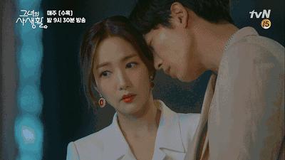 性取向惹争议！身高183的他活出洒脱人生，被称“行走的荷尔蒙”