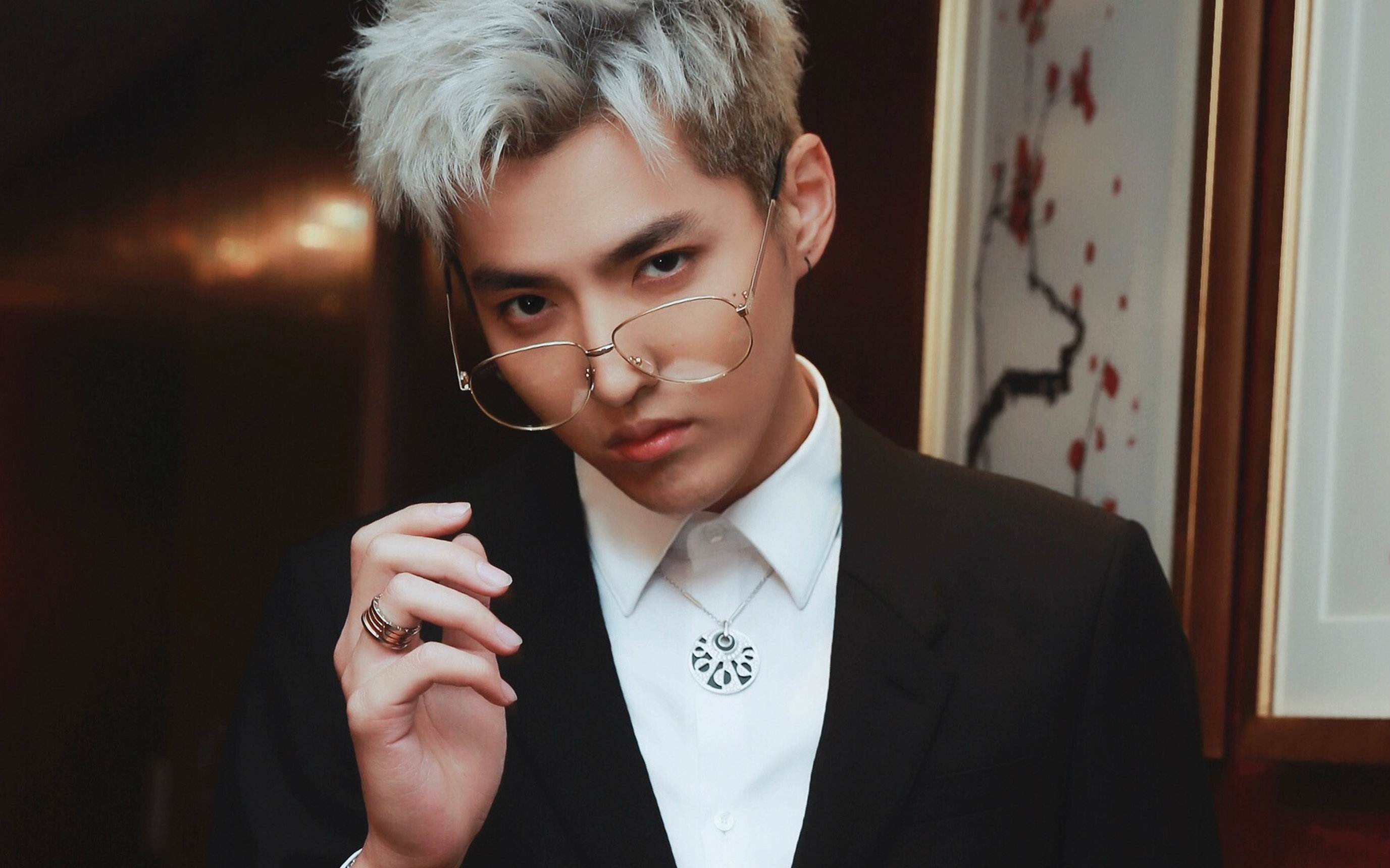 邓伦刘昊然易烊千玺新生代各省省草你喜欢哪一只？