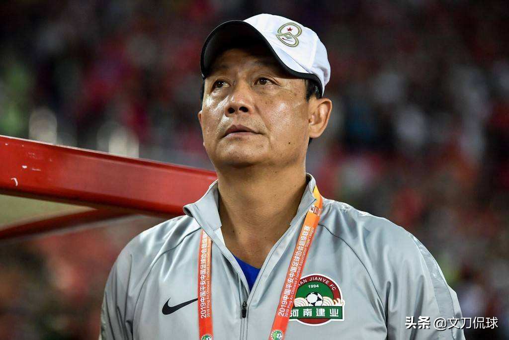 涓浗瓒崇悆鏁欑粌瀵归噷鐨殑璇勪环,涓浗鐢疯冻鍔涙尯閲岀毊