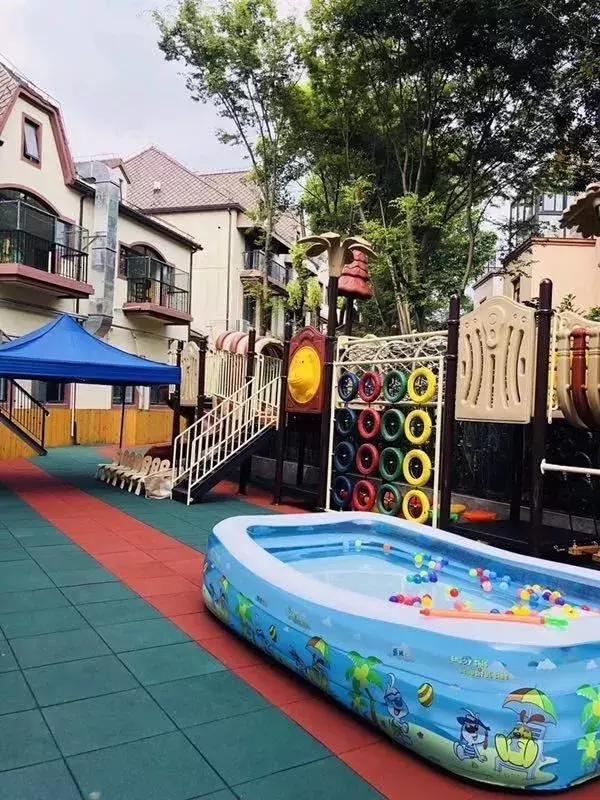 上海哪些公办幼儿园有0-2.5岁托班,上海有托班的民办幼儿园