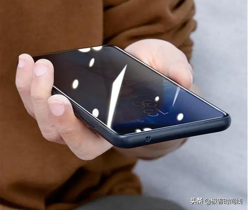 三星s20ultra对比华为mate40pro,三星s20ultra钢化膜哪种好