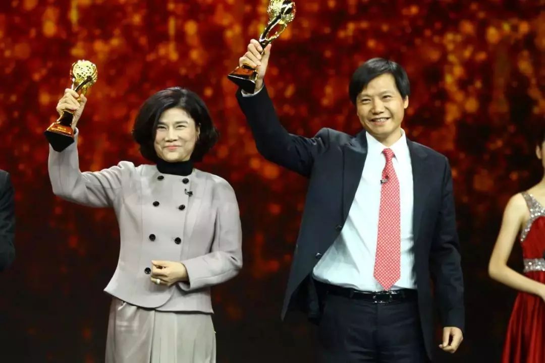 董明珠怎么赢雷军,董明珠输了多少钱给雷军