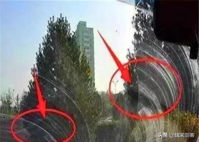 雨刮器刮起来嘎嘎响怎么解决,雨刮器刮出来有毛刺怎么办