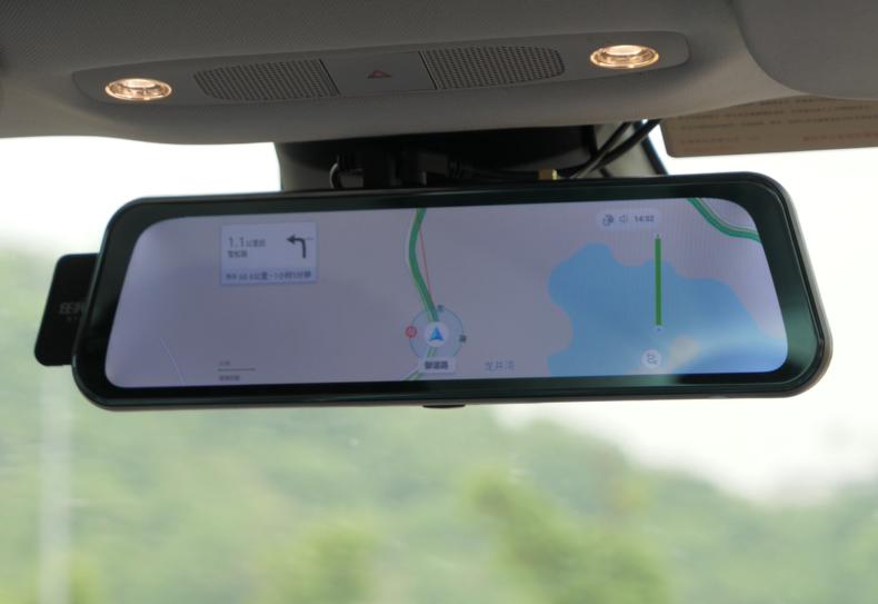 任我游智能行车记录仪红键,任我游隐藏式行车记录仪测评