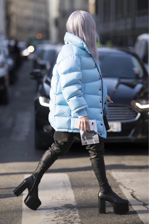 女人穿羽绒服的忌讳,女性冬天穿羽绒服