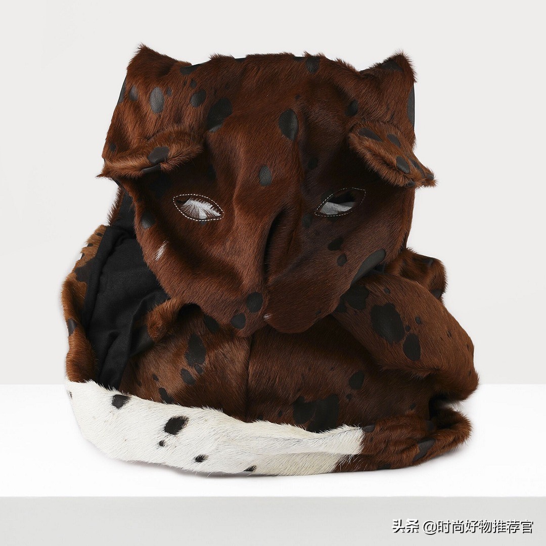 一周内爆款包包,单肩男包2019年冬季蔻驰