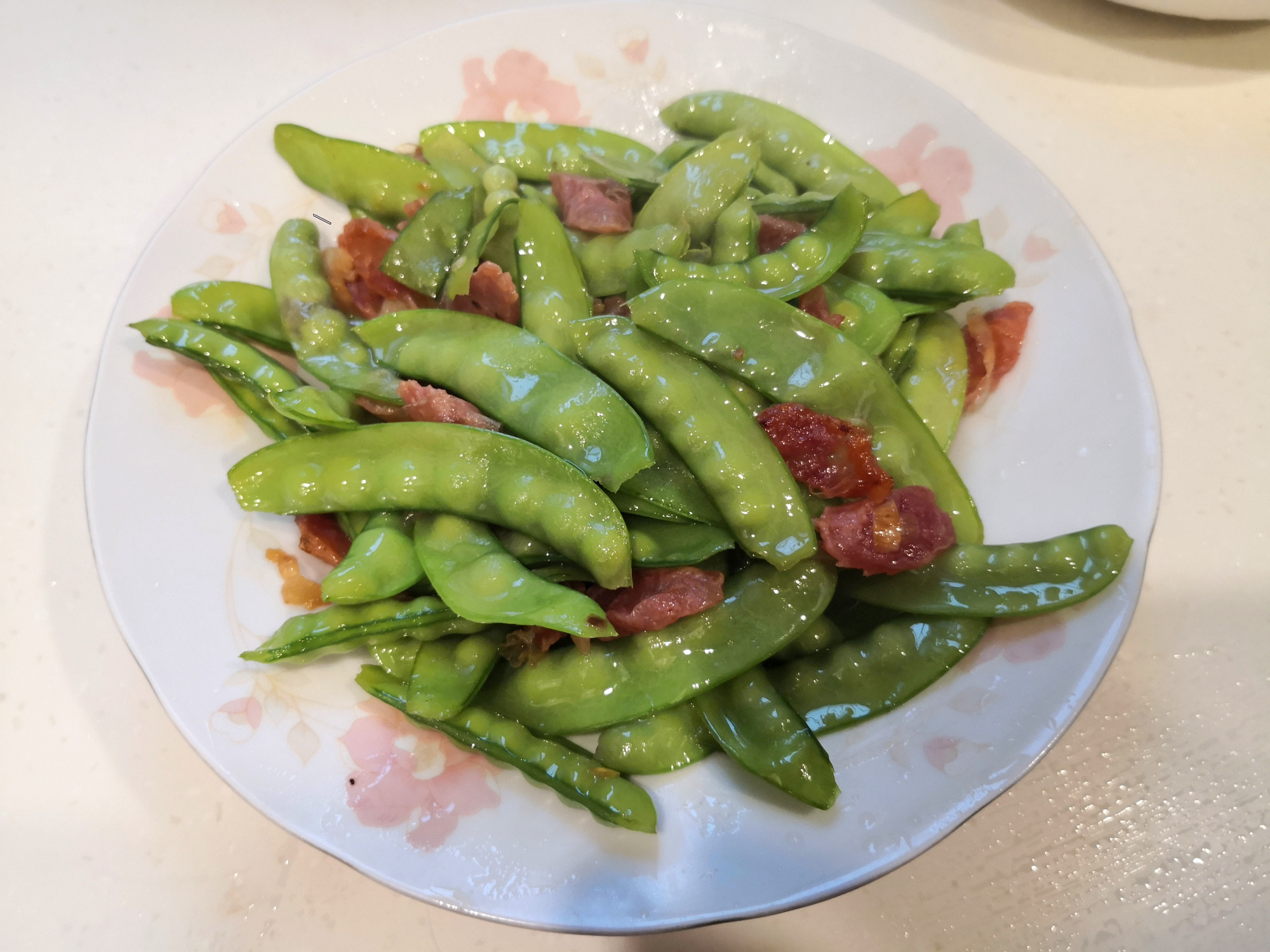 放假回家就给妈妈做三菜一汤,婆婆做的一家五口晚餐四菜一汤