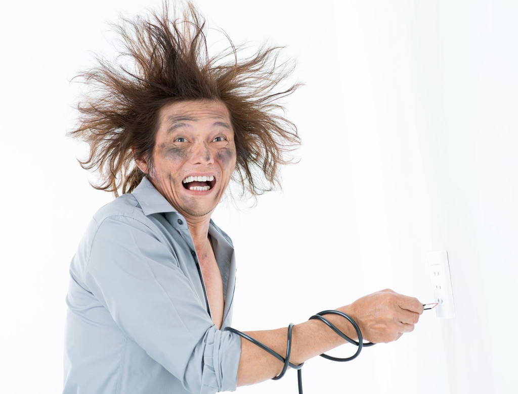 天干物燥如何预防静电伤人,天干物燥防静电警示语