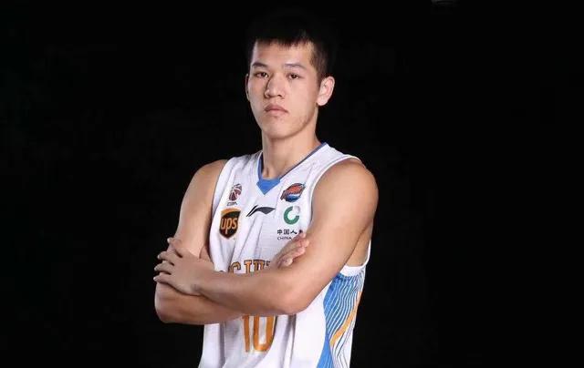 数据流丨喜欢斯玛特的“大侠”莫蒙尘，还需提升啥才能立足联盟？