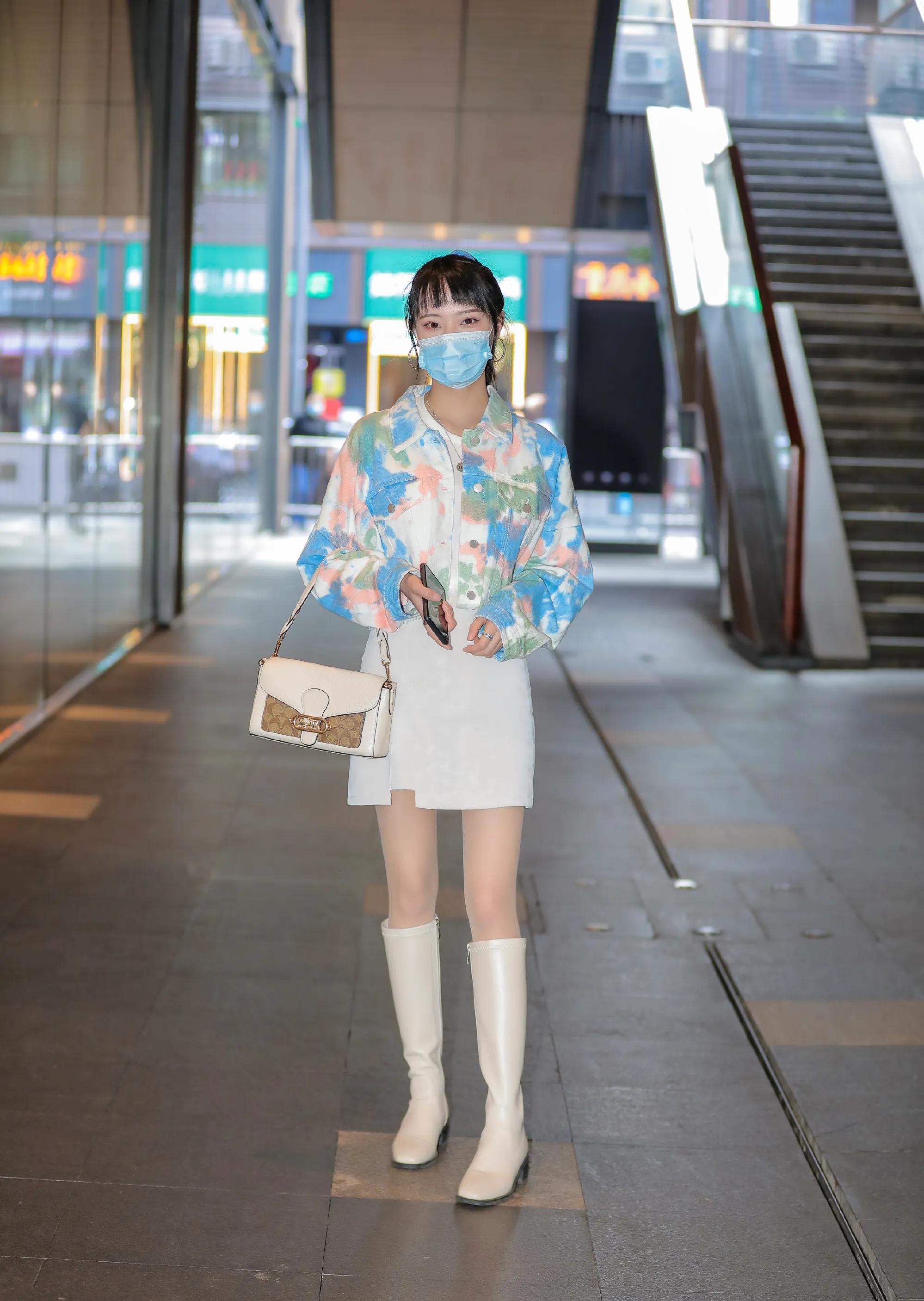 包包推荐小众高级感coach,coach跟mk包包哪个更适合年轻人