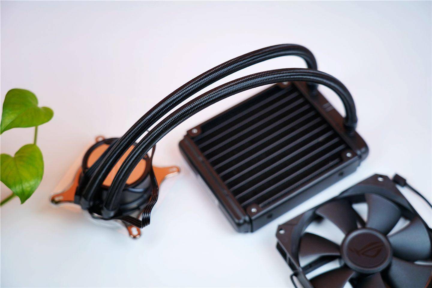 信仰值得追求，玩光就要随心所欲--ROGSTRIXLC120水冷分享