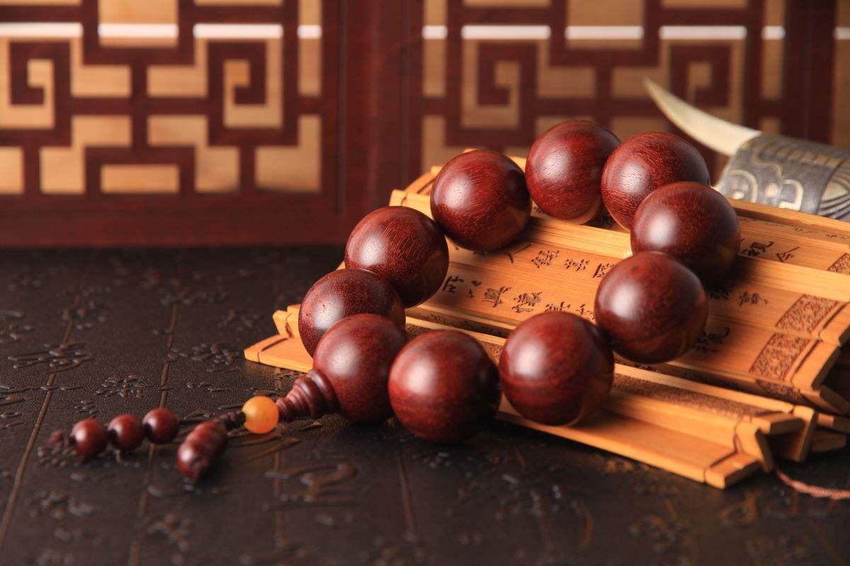 印度小叶紫檀现在的市场价格,小叶紫檀108颗8mm市场价格