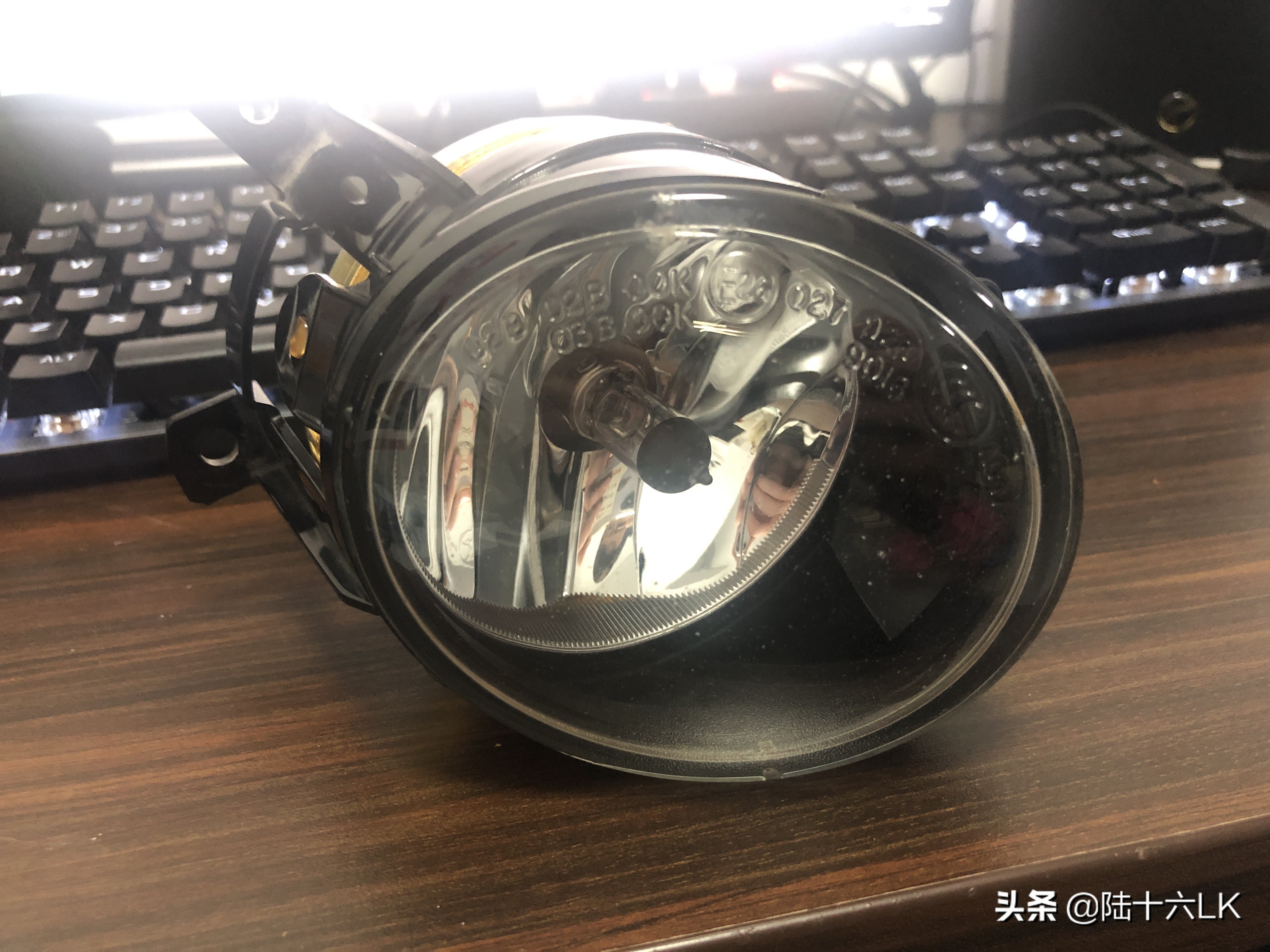 斯柯达原厂雾灯,德国进口海拉雾灯