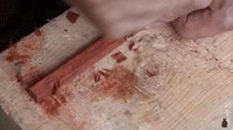 中国老爷爷给孙子做的神奇玩具,老外看中国爷爷给孙子做玩具