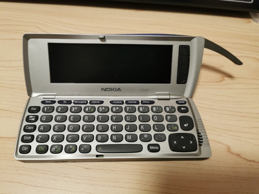 诺基亚9210值得入手吗 (诺基亚9210手机)