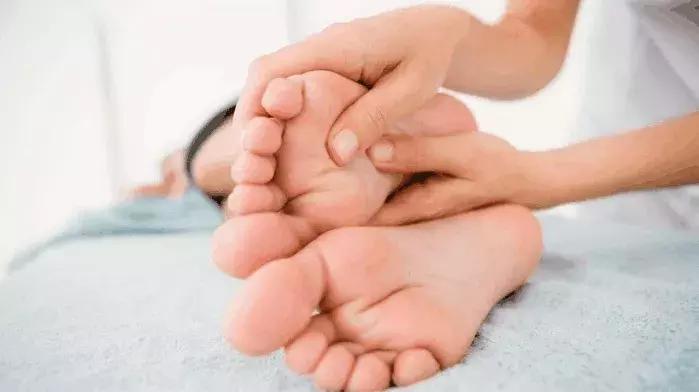 「针知识」三叉神经疼痛难忍，试试这个针灸疗法