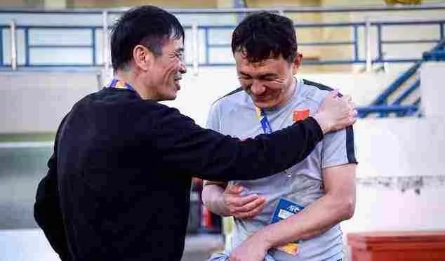 郝伟赛后18秒,郝伟回应球队负面新闻