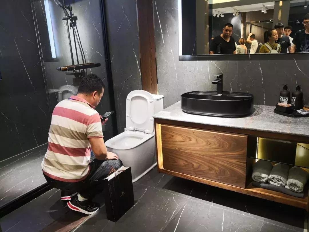 老牛说•上海展观后丨如何穿透“整体卫浴”战略迷雾？