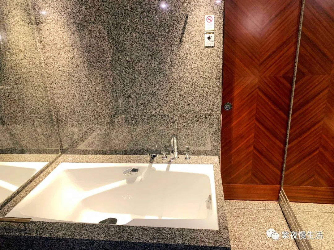 城市地标酒店,上海威斯汀酒店行政酒廊