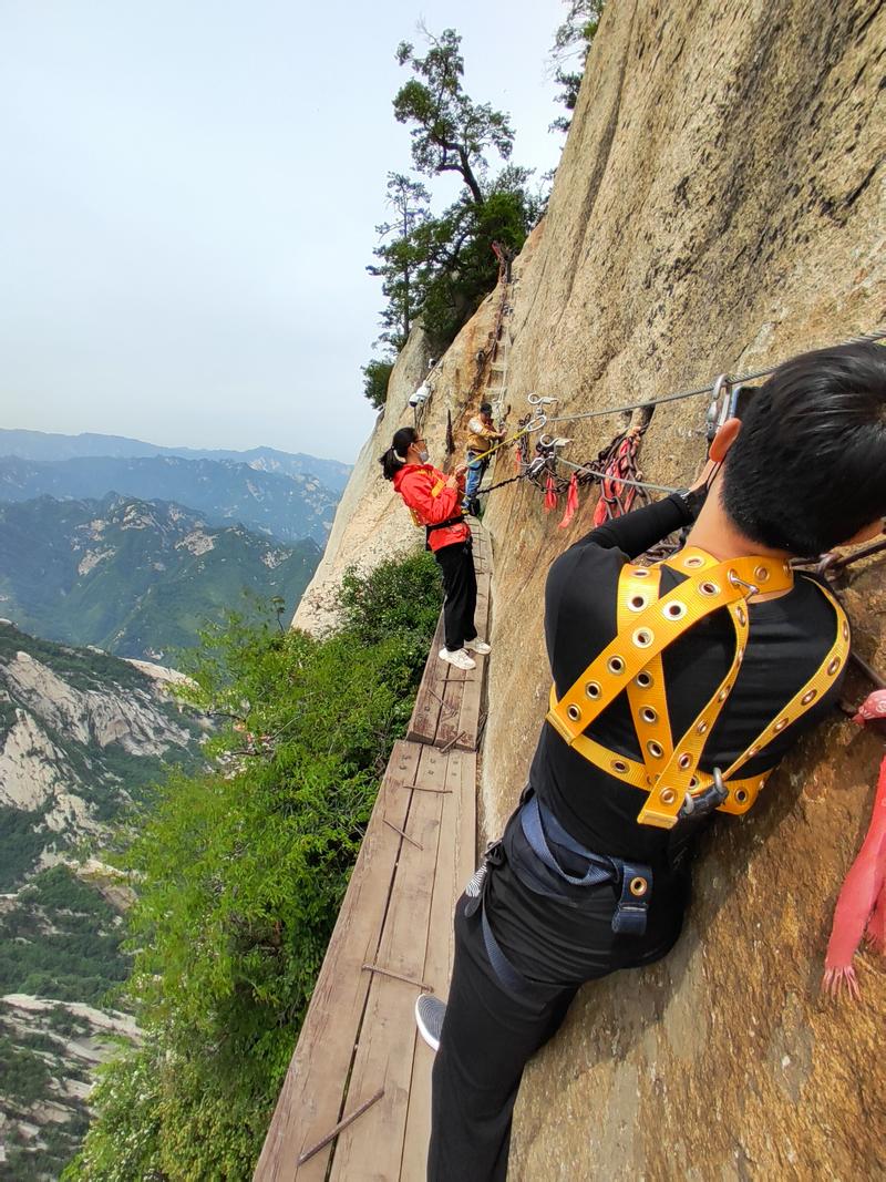 华山派的轻功一定被低估了——华山一日游有感