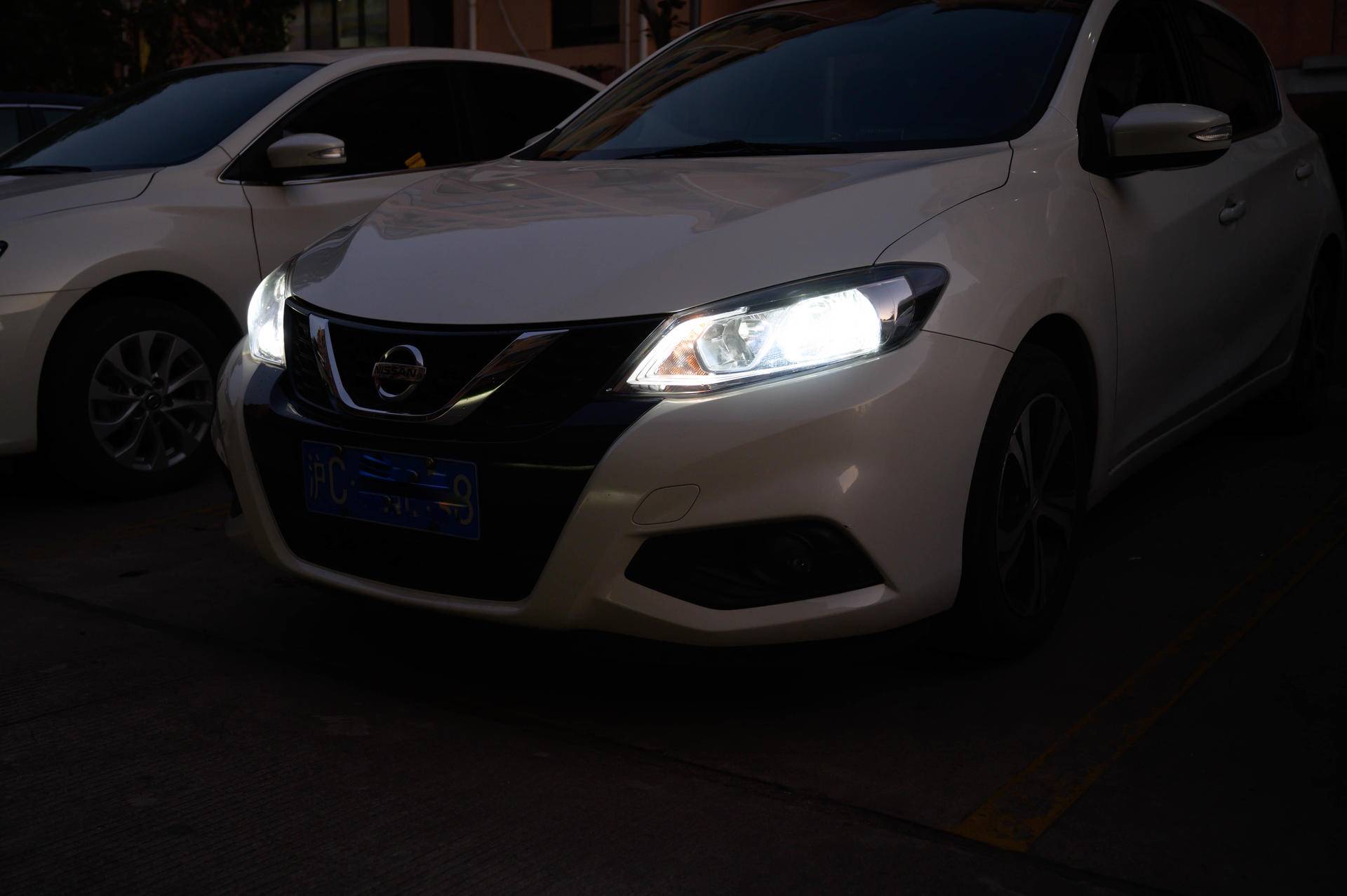 爱车再次炯炯有神，行车安全最重要，更换飞利浦大灯记录