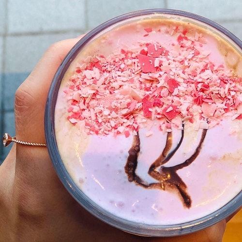 星巴克樱花积木唇膏,星巴克唇膏口红