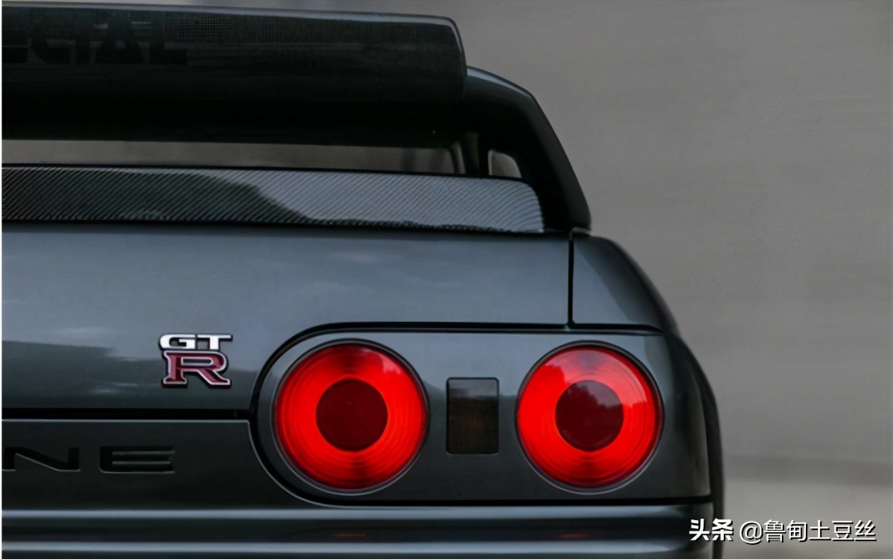 什么车可以改日产r32,日产r32爆改低趴