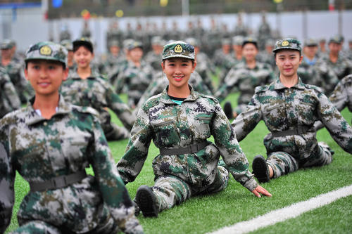 拉筋拉到痛还要继续拉吗,每天坚持拉筋柔韧性会变好吗