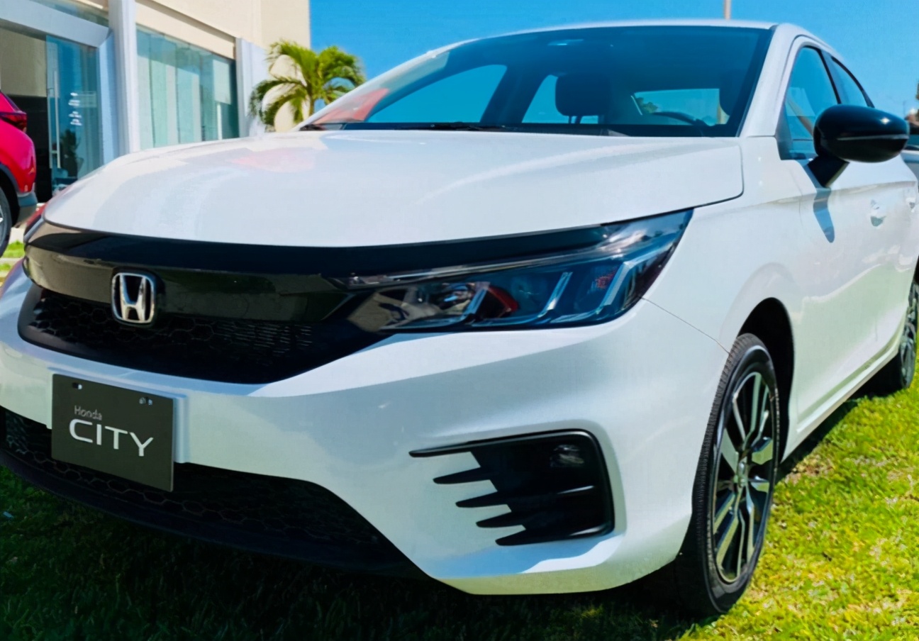 本田锋范2014款手动1.5标配图片,2022款本田锋范登场