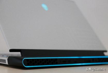 外星人m15r63070,外星人m15r62021款评测