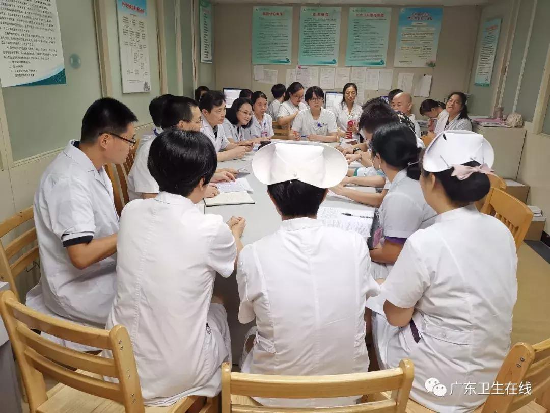 怀孕5个月被查出癌症后续,怀孕发现得了宫颈癌