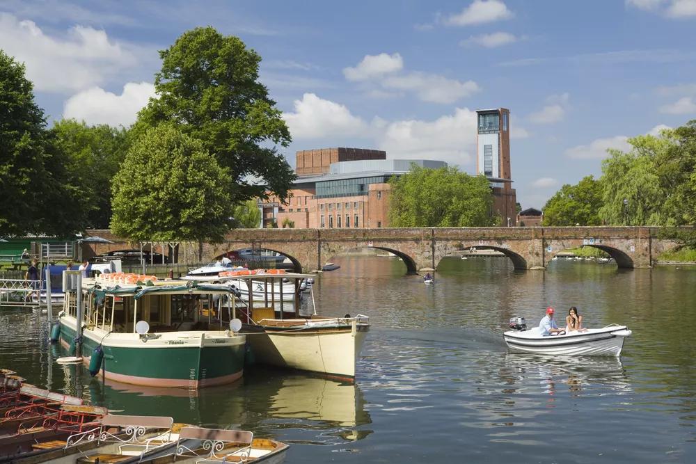 英国旅游莎士比亚故乡,莎士比亚故里斯特拉福德小镇