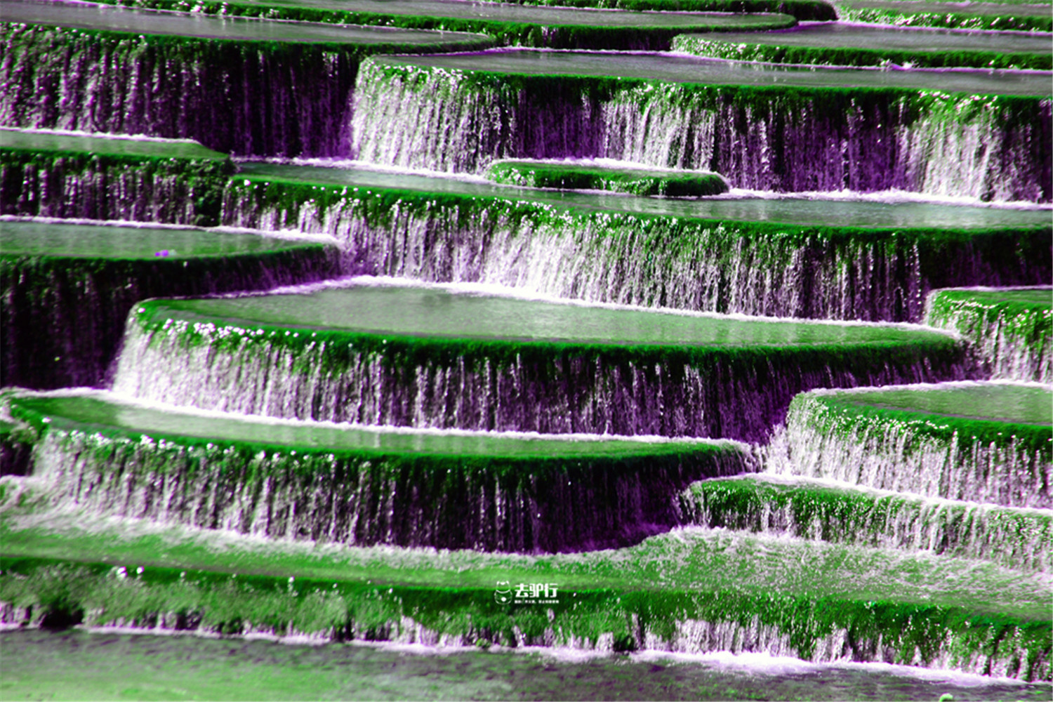 丽江小九寨沟风景区,夏日避暑旅游推荐九寨沟