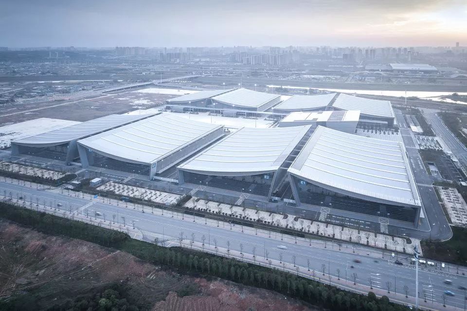 再过57天，叫板滨江、梅溪湖！“5点水”黄兴，猛吸5板块精华