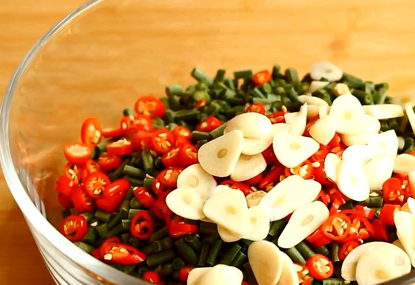 快速做豆角酸的方法,怎么做豆角酸又脆又好吃