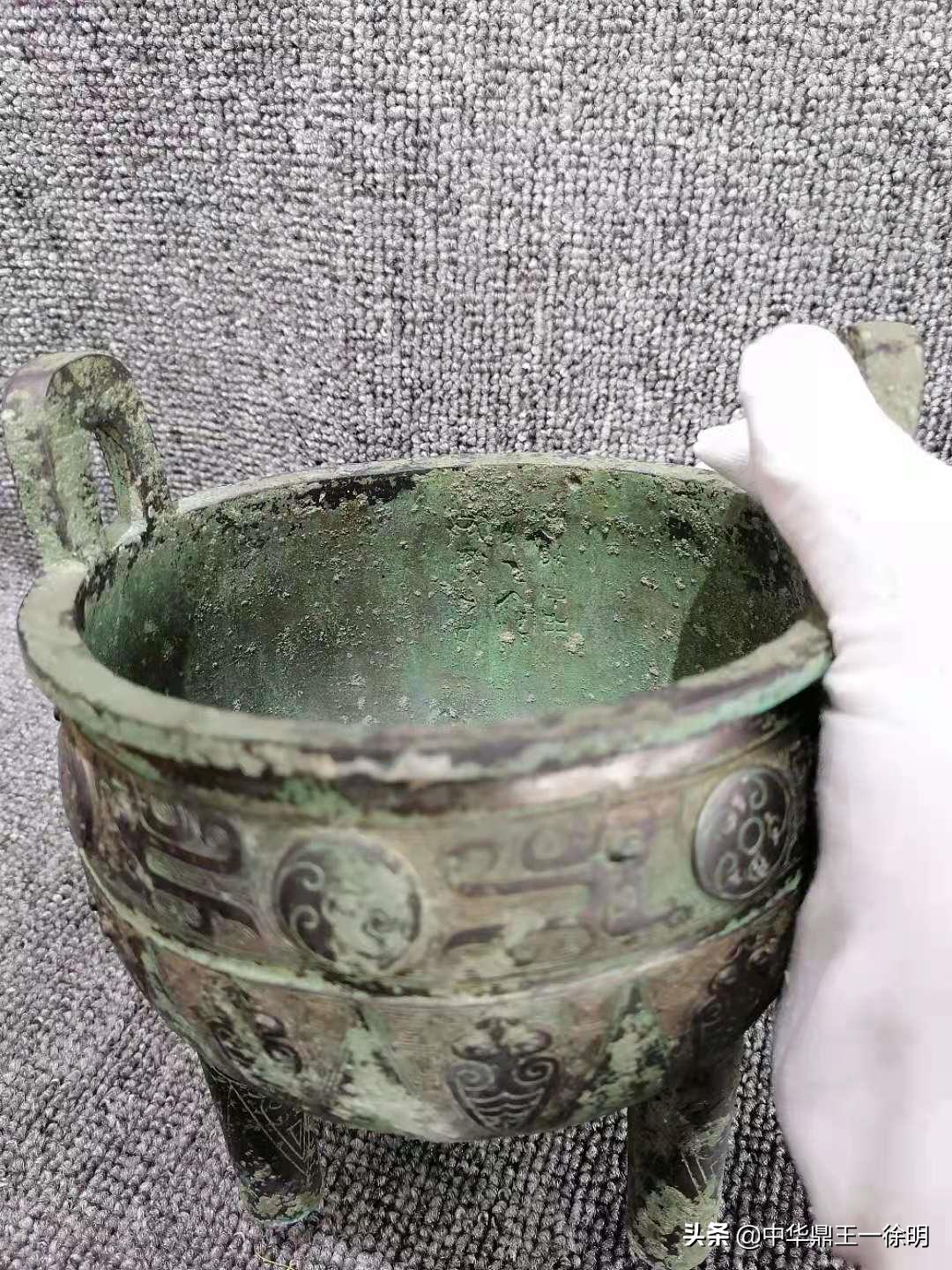 商代凤鸟,商代凤鸟佩风格