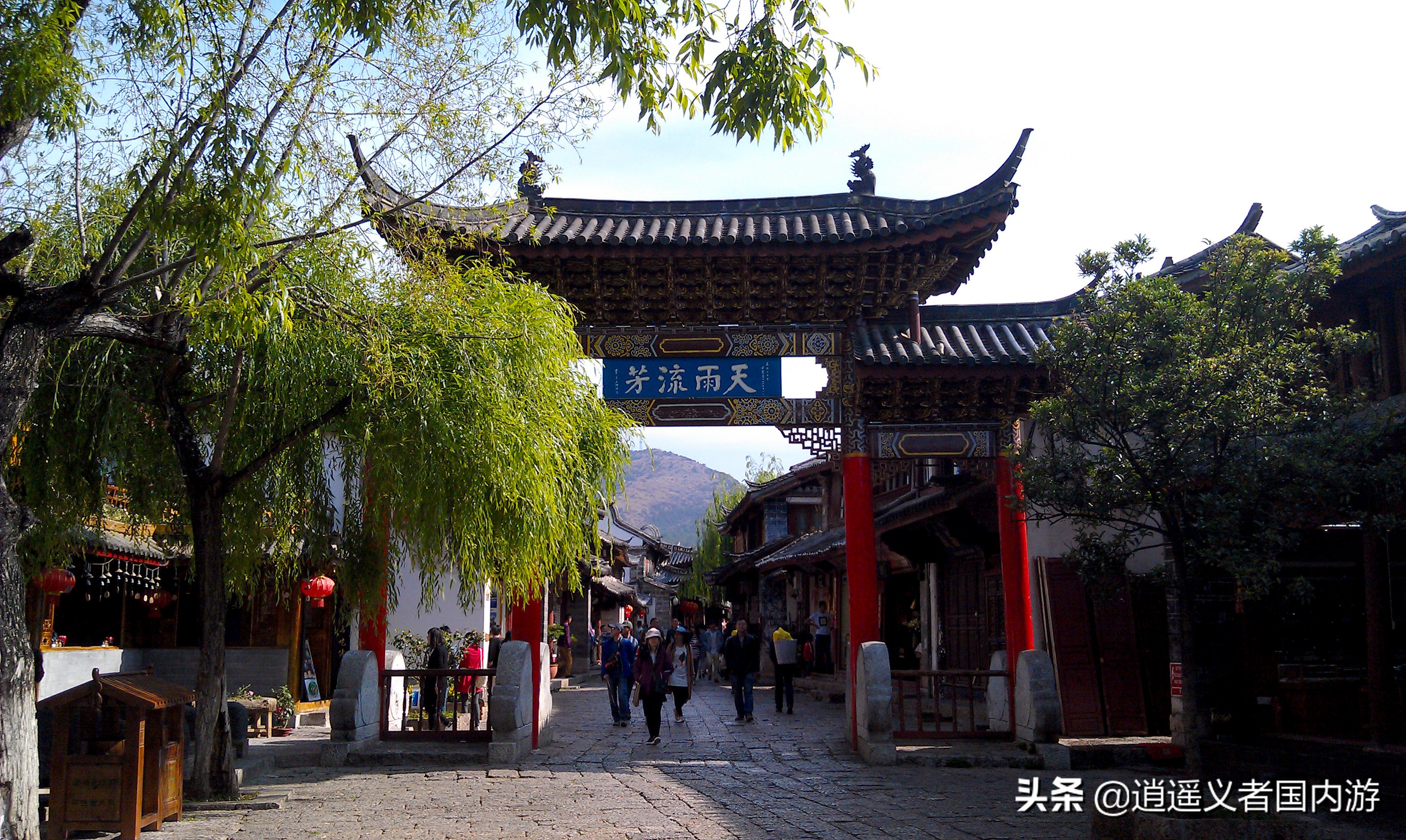 丽江古城的一家小店，全国仅此一家，售卖物品稀奇罕见