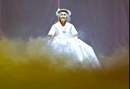 对话胡社光丝路·母亲大秀导演郭爽：为母亲留住芳华是我的初衷