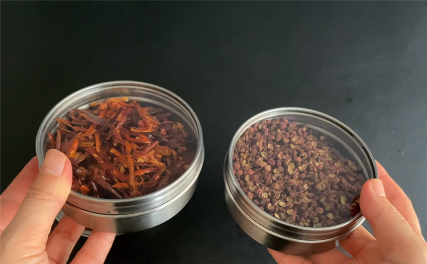 居家隔离门上贴磁条有用么,居家观察为啥要贴磁条