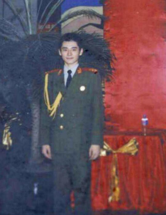 钱枫绯闻女星,钱枫和两个美女相亲